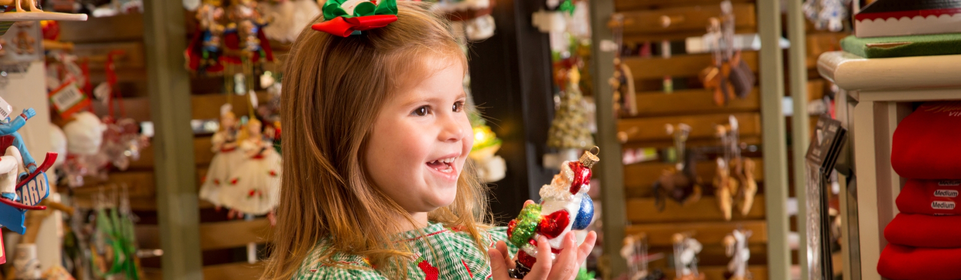 Christmas Stores in Virginia